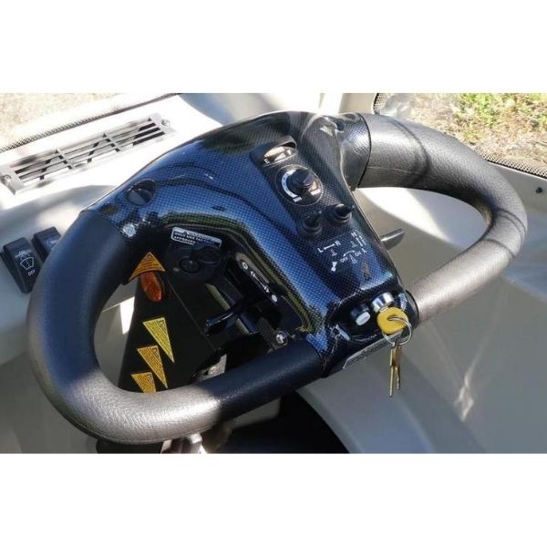 Tiller View of Shoprider Flagship Cabin Enclosed Mobility Scooter